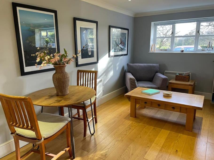 Brook House Apartment Bunbury Bagian luar foto